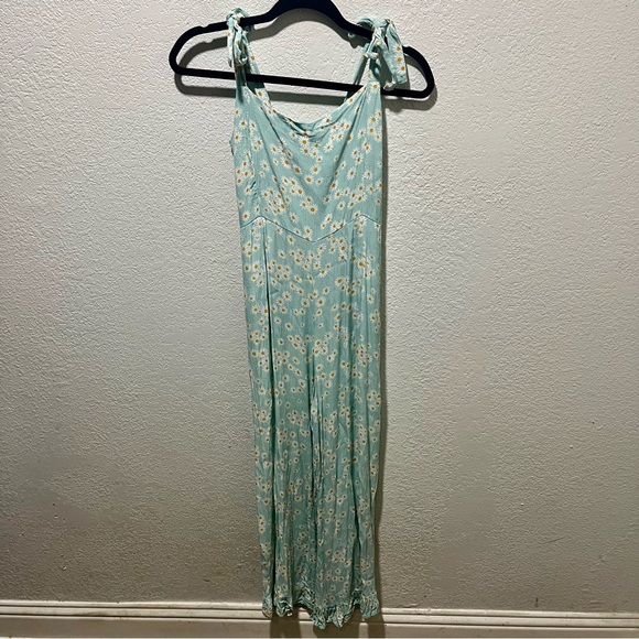 Faithfull the Brand Frankie Seafoam Blue Zhoe Floral Print Jumpsuit - Picture 2 of 16